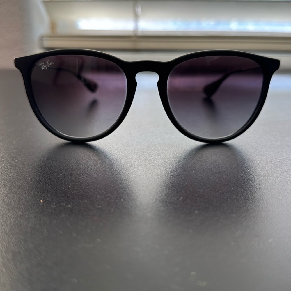 Ray-Ban Erika Sunglasses Unisex